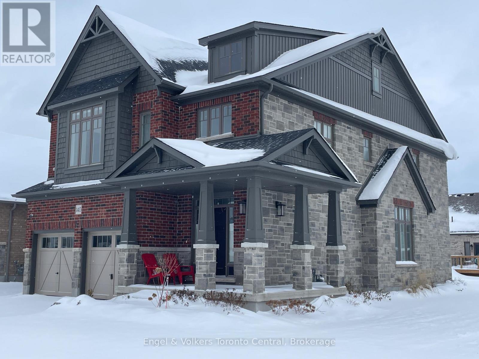 140 Mccausland Drive, Grey Highlands, ON - Outdoor With Facade