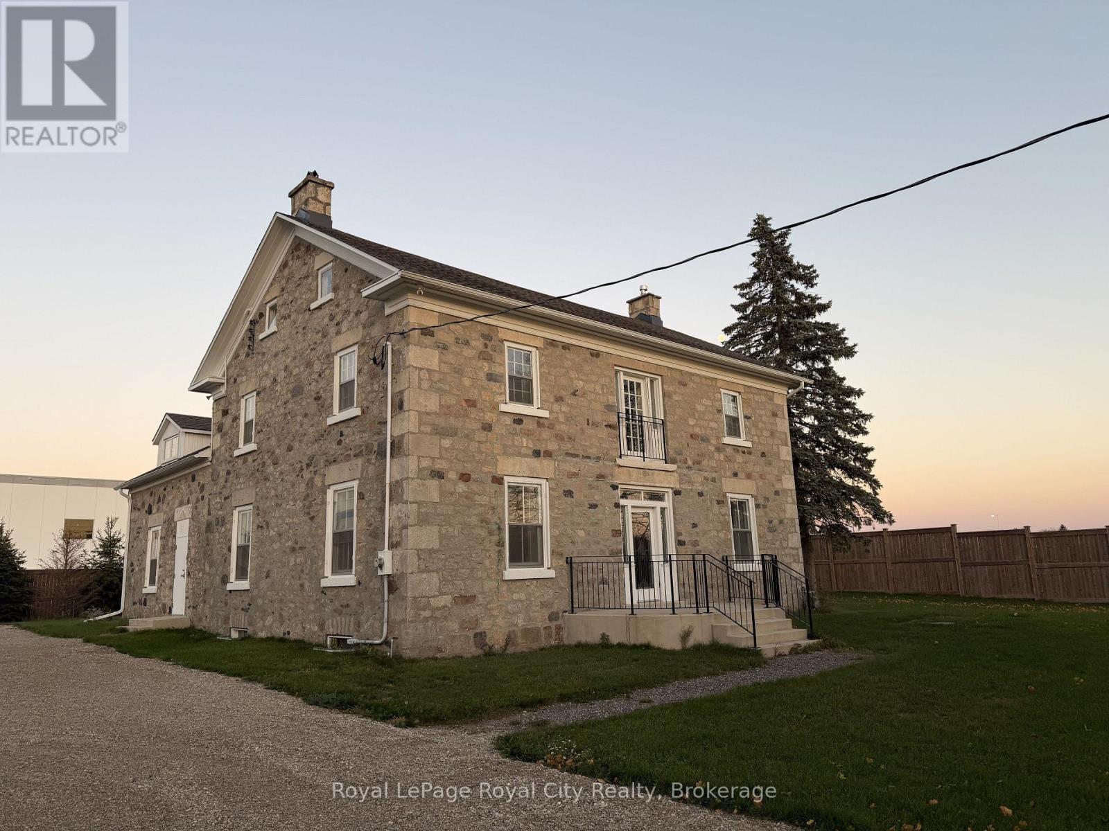 264 Crawley Road, Guelph (Clairfields/Hanlon Business Park), ON