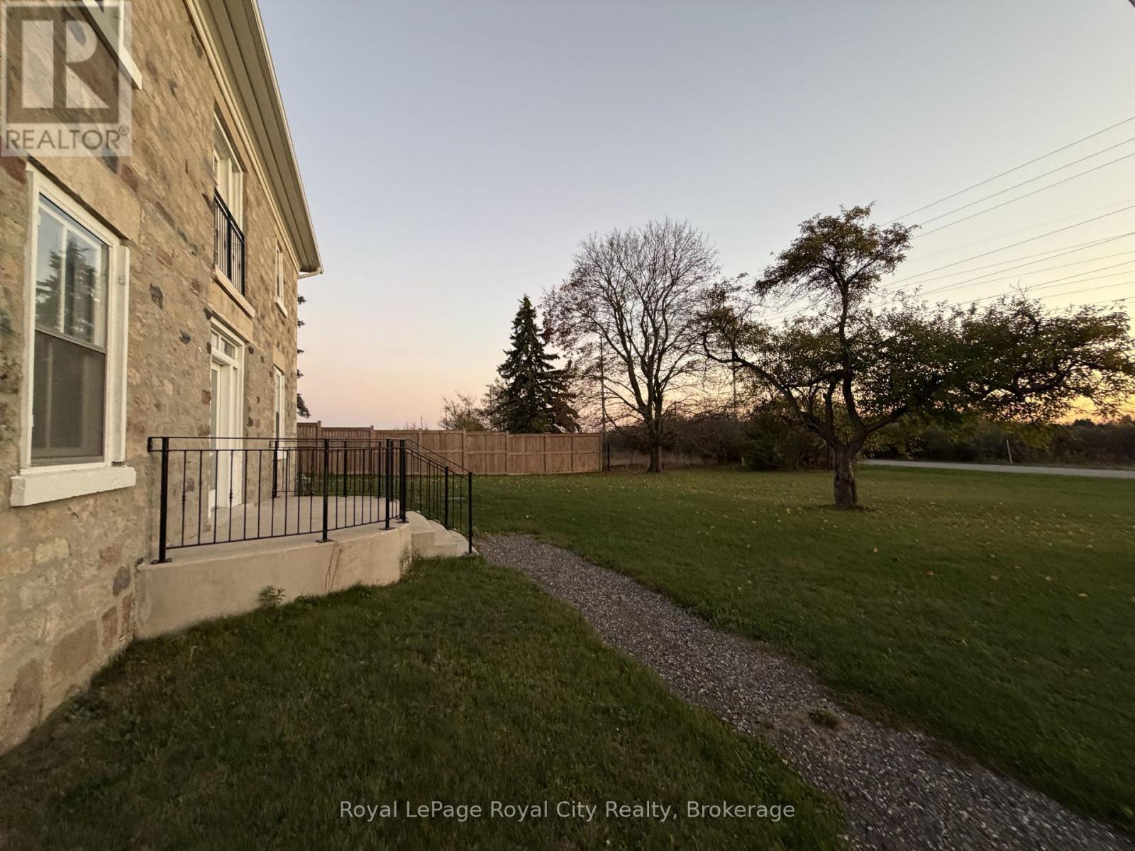 264 Crawley Road, Guelph (Clairfields/Hanlon Business Park), ON