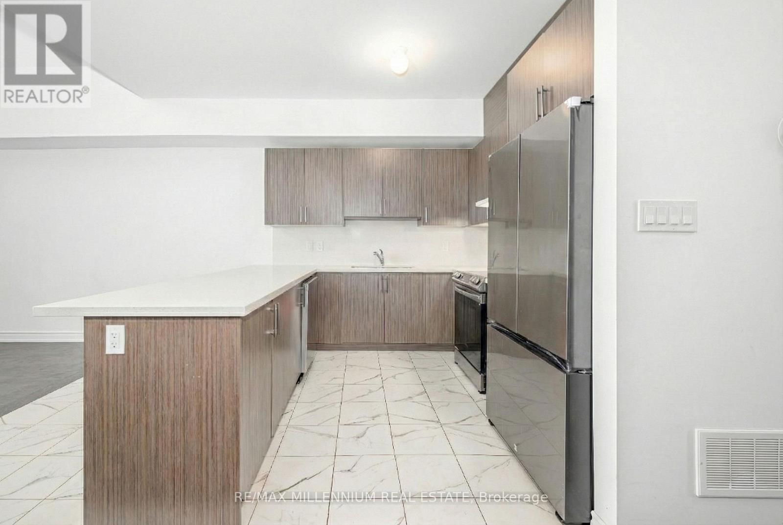 6 Turnberry Court, Bracebridge, ON