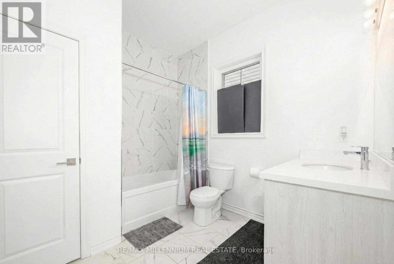 6 Turnberry Court, Bracebridge, ON