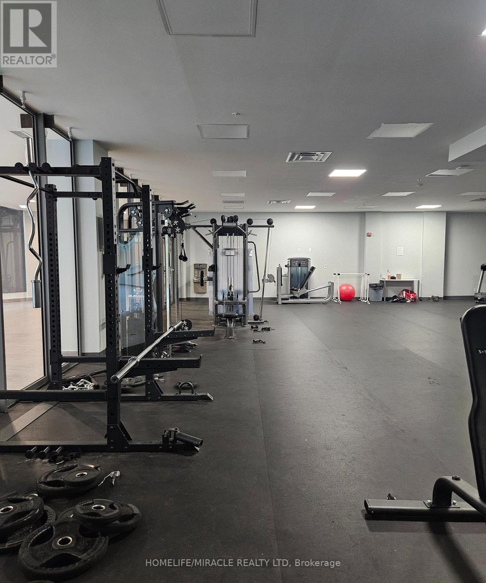 420 - 652 Princess Street, Kingston, ON - Indoor Photo Showing Gym Room