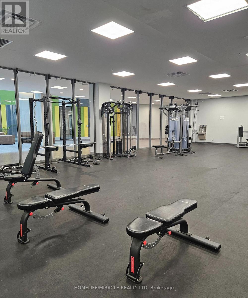 420 - 652 Princess Street, Kingston, ON - Indoor Photo Showing Gym Room