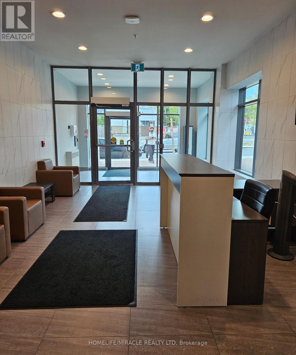 420 - 652 Princess Street, Kingston, ON - Indoor Photo Showing Other Room