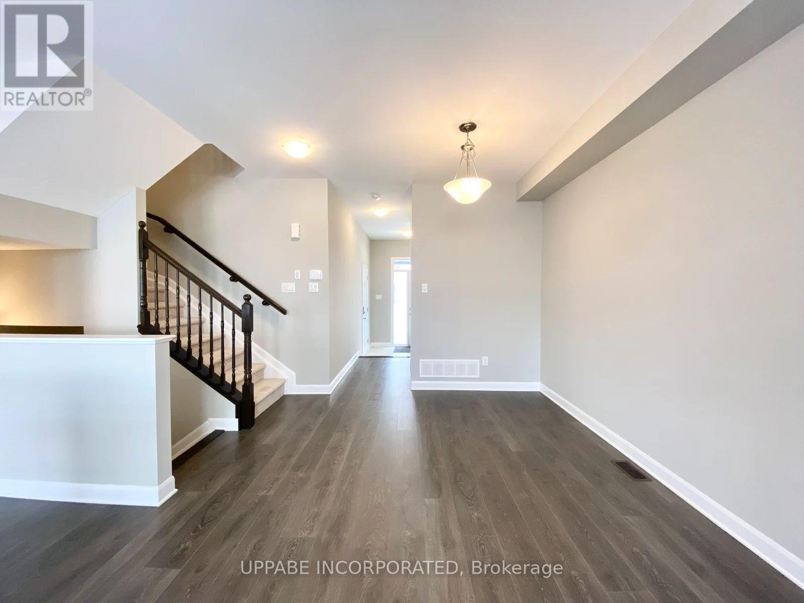 71 Damselfish Walk, Ottawa, ON - Indoor Photo Showing Other Room