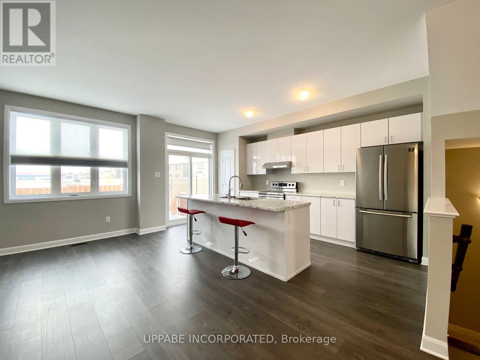 71 Damselfish Walk, Ottawa, ON - Indoor Photo Showing Kitchen With Stainless Steel Kitchen