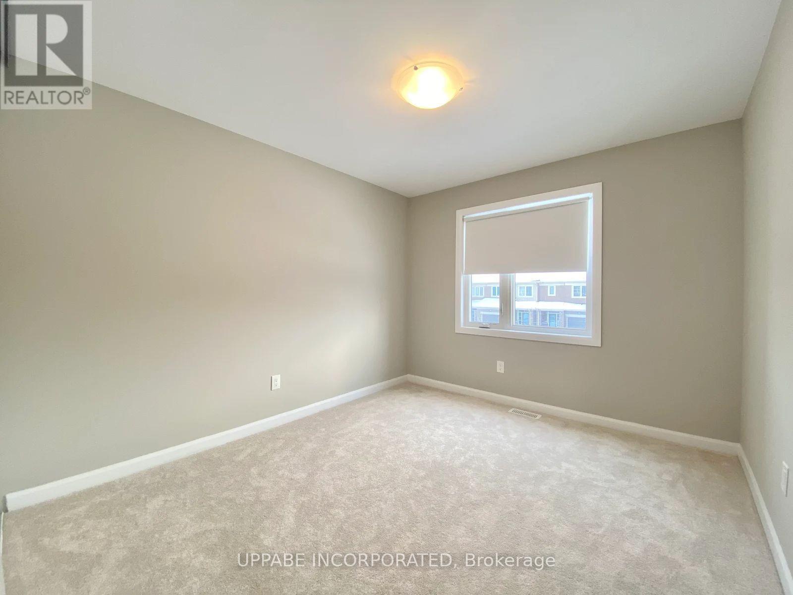 71 Damselfish Walk, Ottawa, ON - Indoor Photo Showing Other Room