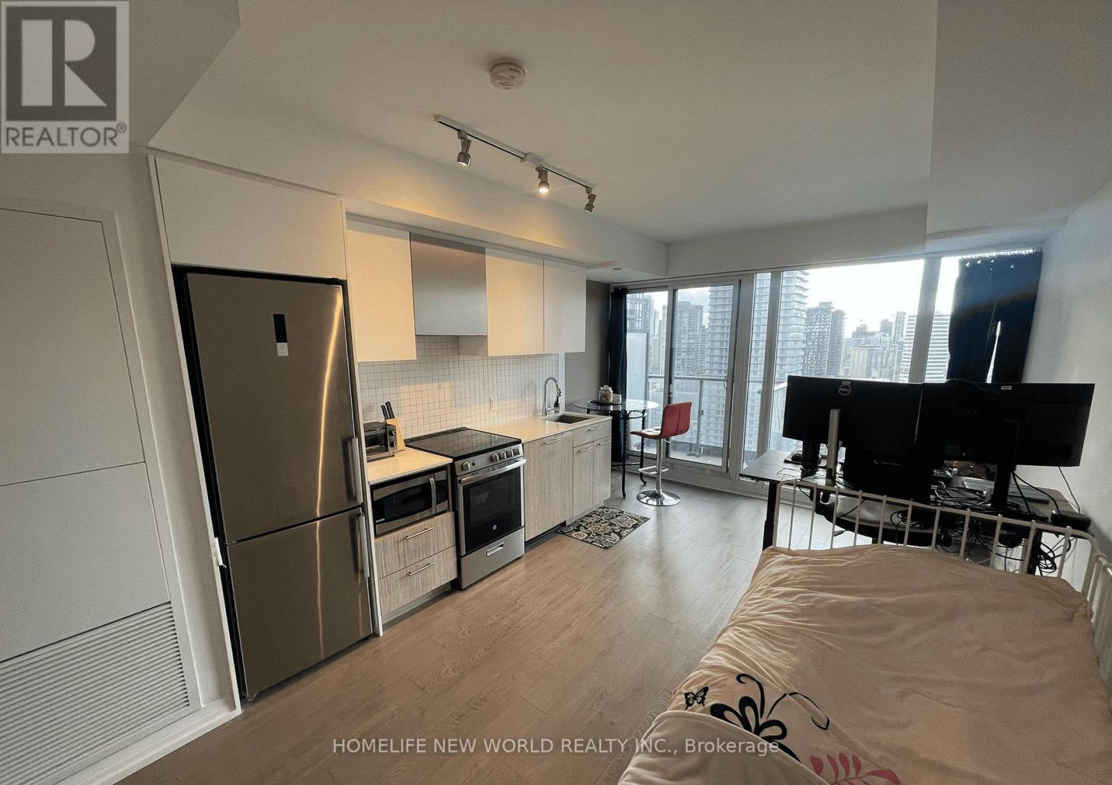 3307 - 251 Jarvis Street, Toronto, ON - Indoor Photo Showing Kitchen With Stainless Steel Kitchen