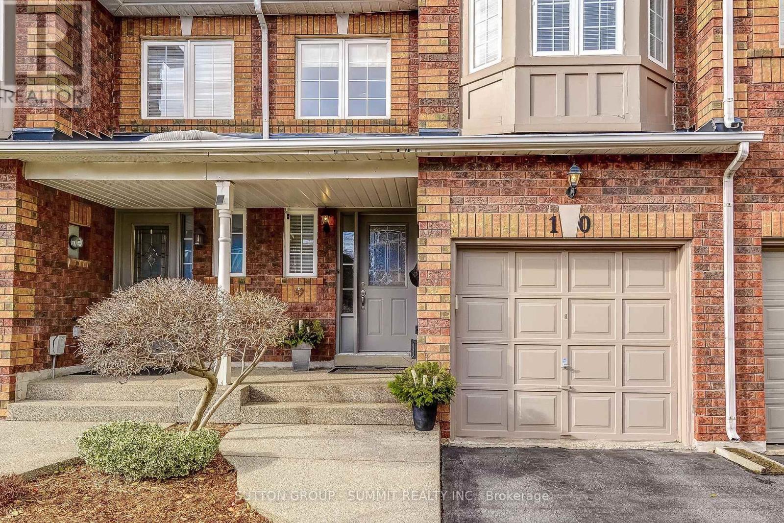 10 - 1425 Abbeywood Drive, Oakville, ON
