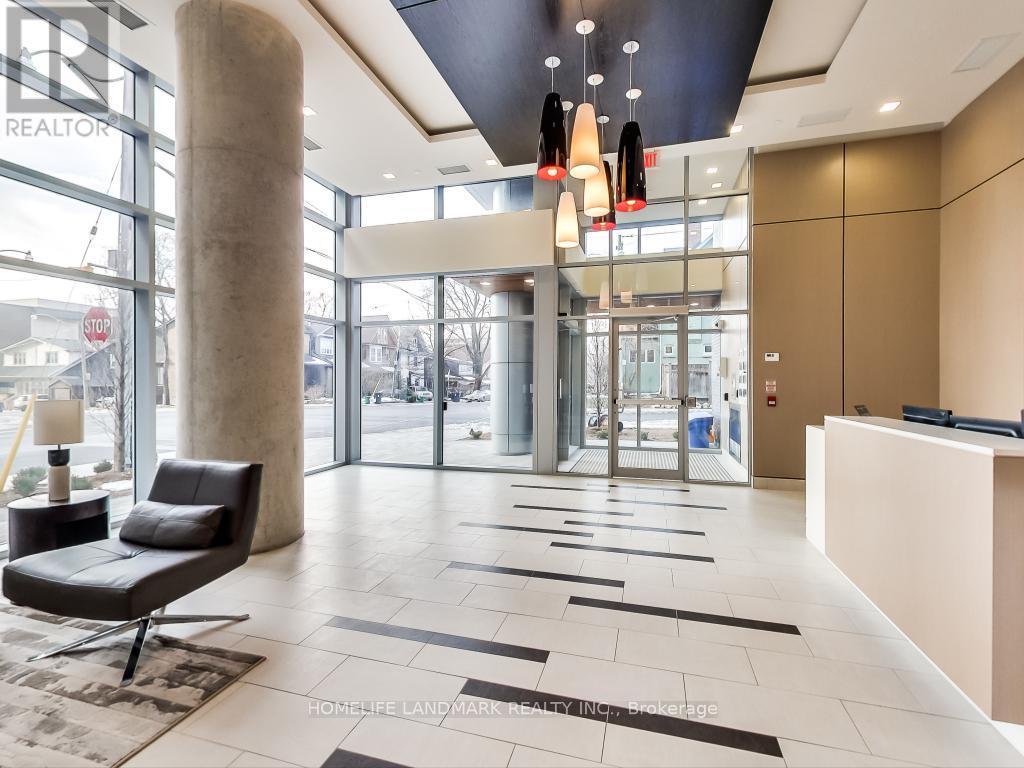 1610 - 58 Orchard View Boulevard, Toronto, ON - Indoor Photo Showing Other Room