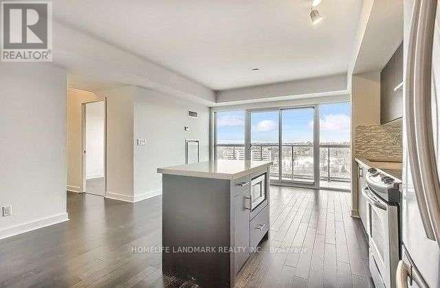 1610 - 58 Orchard View Boulevard, Toronto, ON - Indoor Photo Showing Kitchen