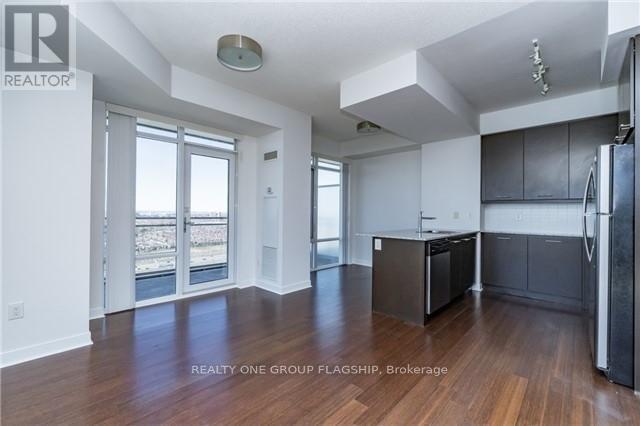 2908 - 360 Square One Drive, Mississauga, ON - Indoor Photo Showing Kitchen