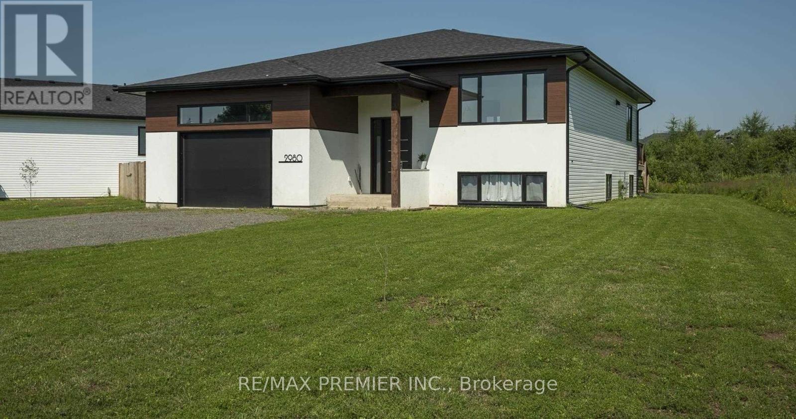 2980 King George'S Park Drive, Thunder Bay, ON - Outdoor