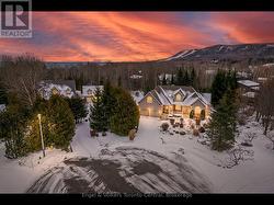 110 ABERDEEN COURT Blue Mountains, ON N0H 1J0