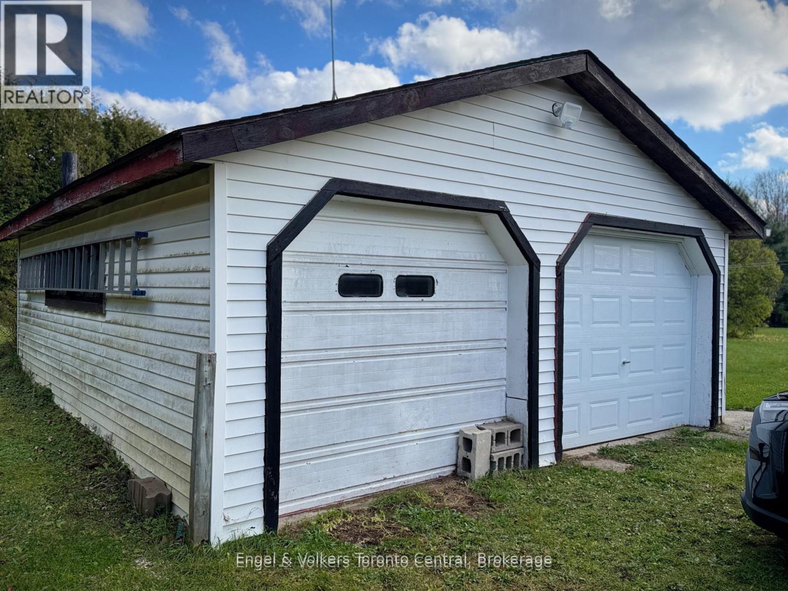 209 Evans Street, Grey Highlands, ON - Outdoor With Exterior