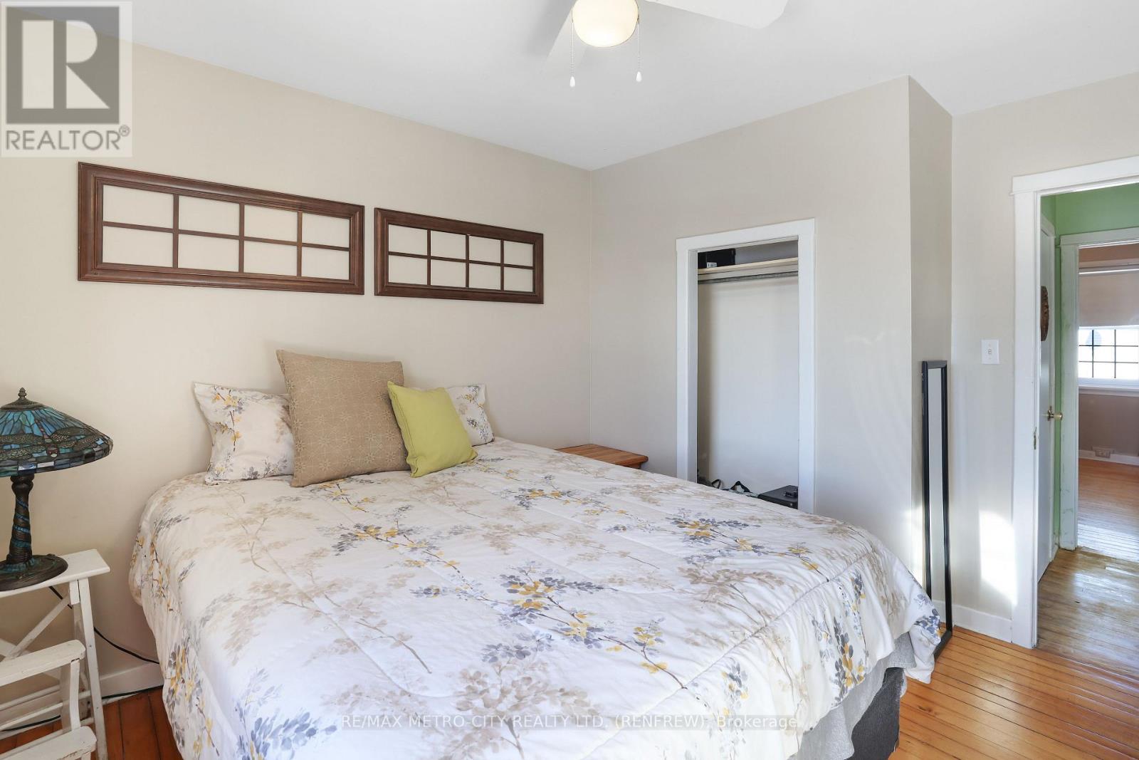 43 Pembroke Street, Whitewater Region, ON - Indoor Photo Showing Bedroom