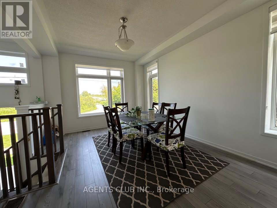 Room-C - 761 Conlin Road E, Oshawa, ON - Indoor Photo Showing Dining Room