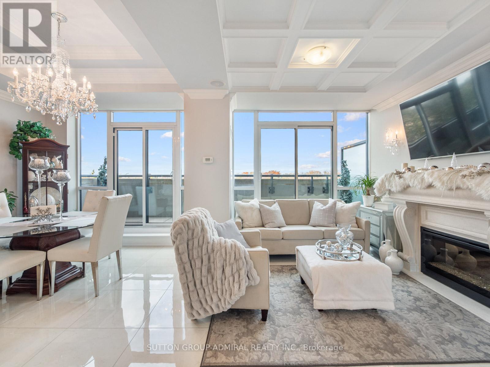 705 - 4700 Highway 7, Vaughan, ON - Indoor With Fireplace