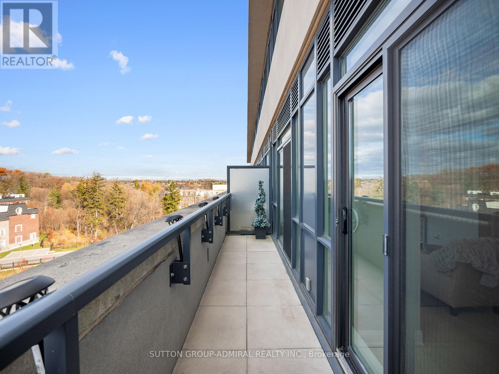 705 - 4700 Highway 7, Vaughan, ON - Outdoor With Exterior
