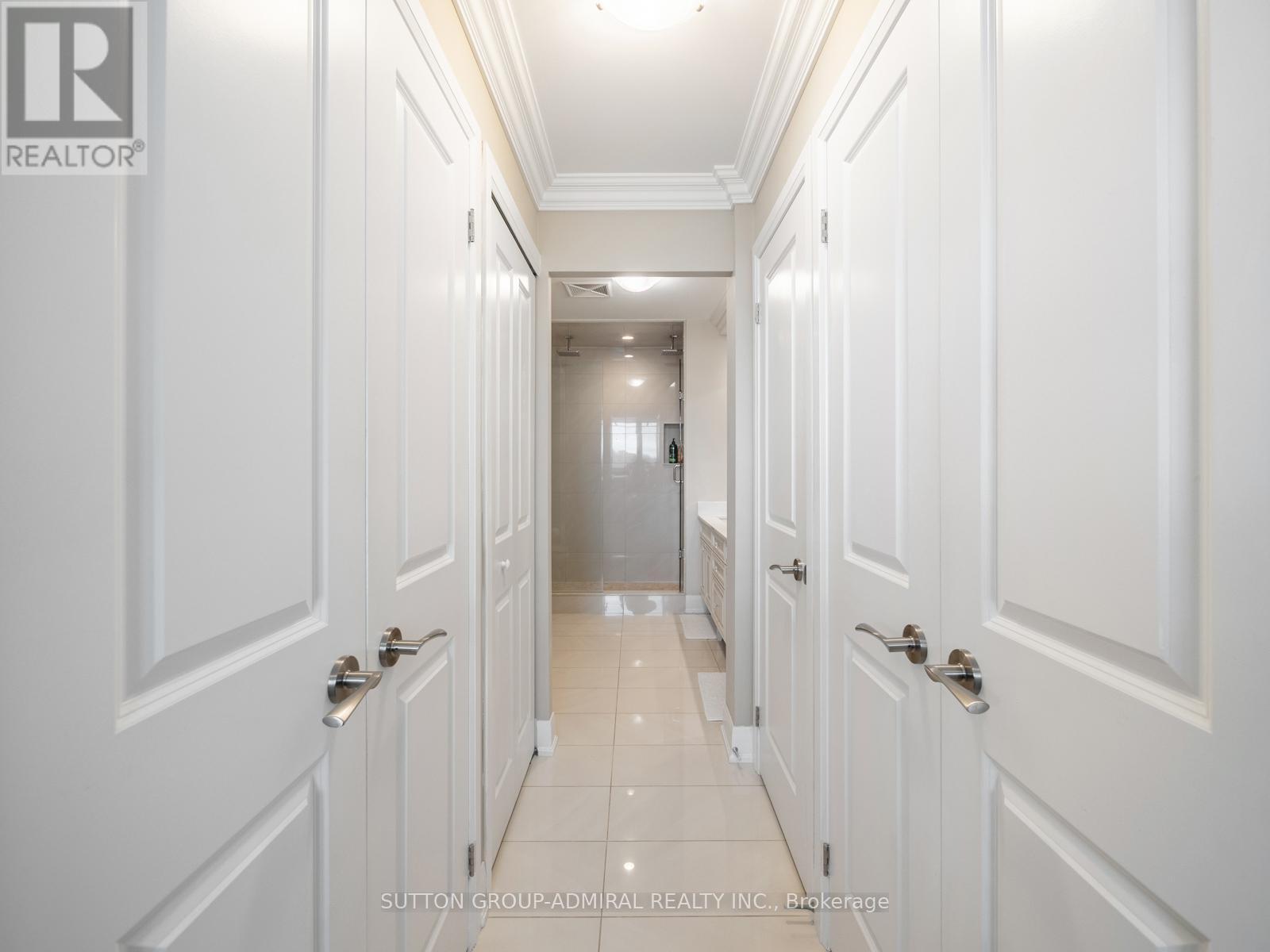 705 - 4700 Highway 7, Vaughan, ON - Indoor Photo Showing Other Room