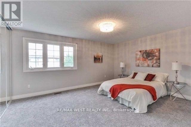 Upper - 18 Linkdale Road, Brampton, ON - Indoor Photo Showing Bedroom