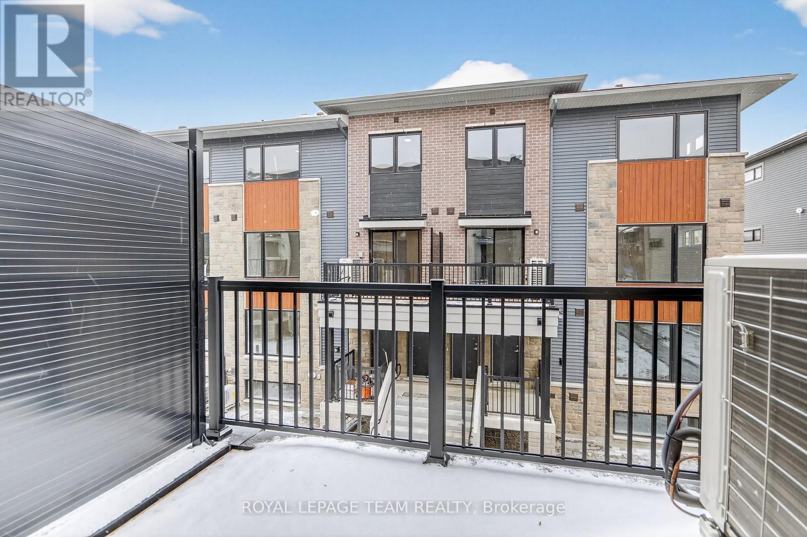 18 - 301 Glenroy Gilbert Drive N, Ottawa, ON - Outdoor With Exterior