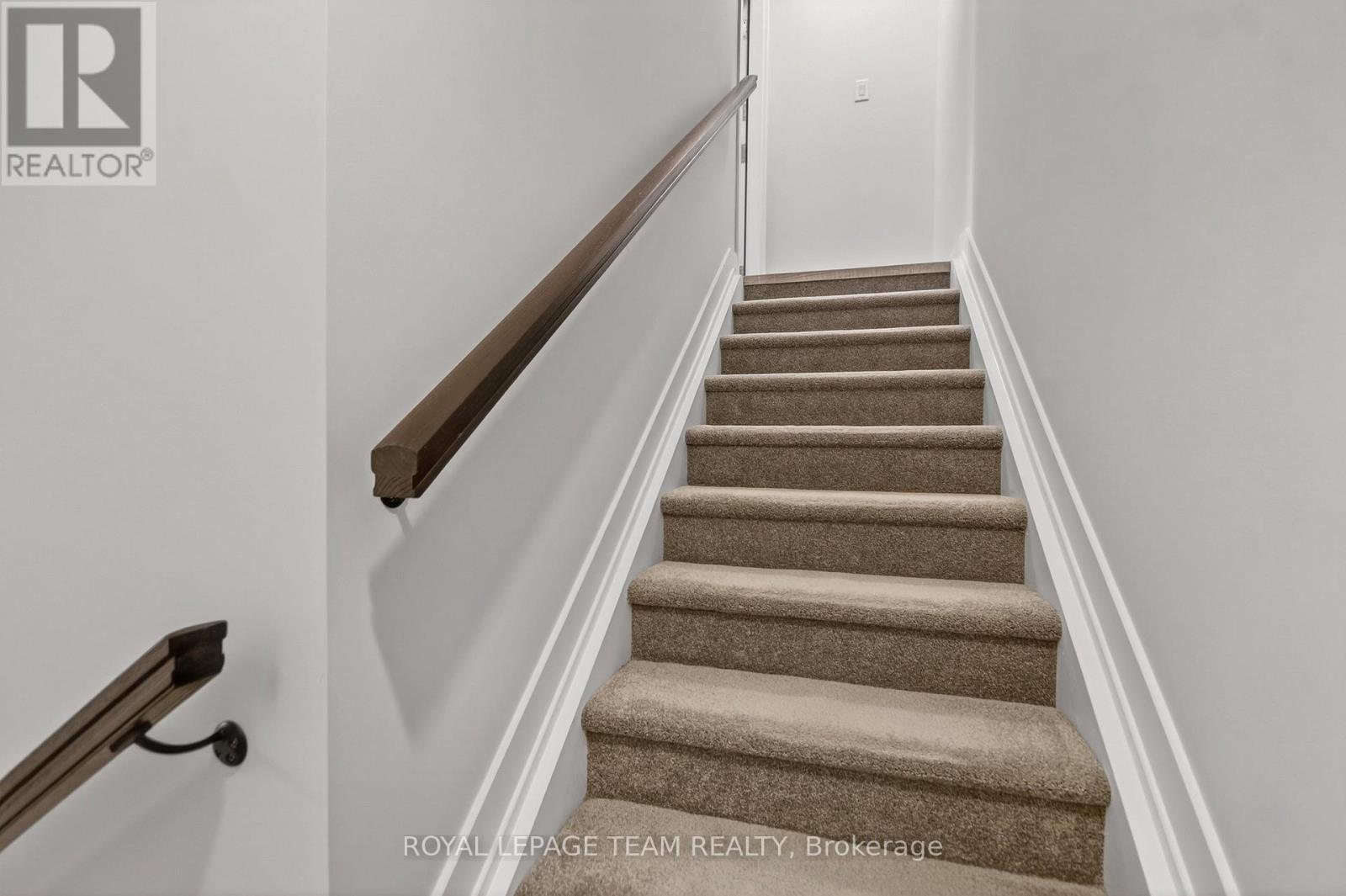 18 - 301 Glenroy Gilbert Drive N, Ottawa, ON - Indoor Photo Showing Other Room