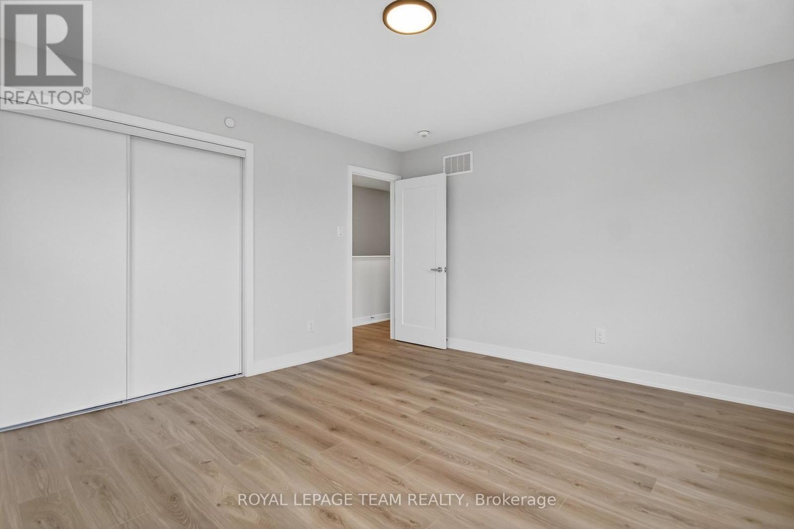 18 - 301 Glenroy Gilbert Drive N, Ottawa, ON - Indoor Photo Showing Other Room