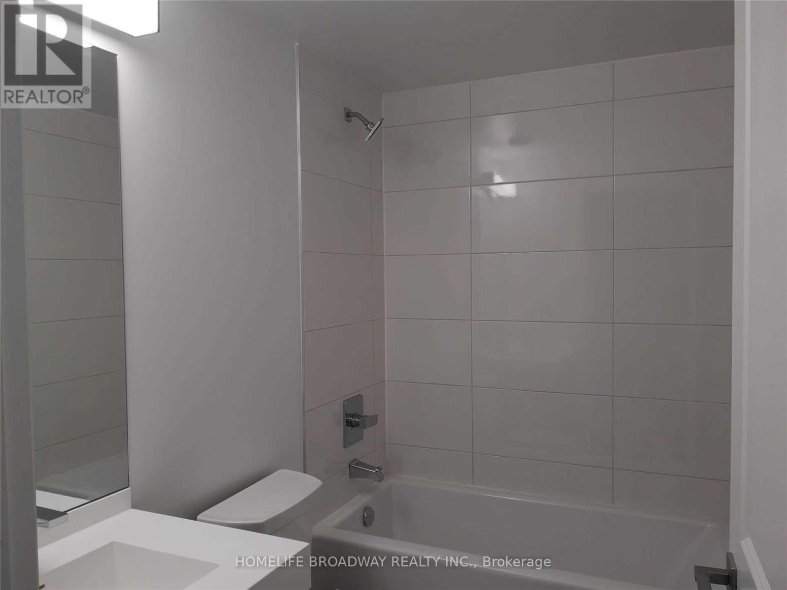 1421 - 251 Jarvis Street, Toronto, ON - Indoor Photo Showing Bathroom