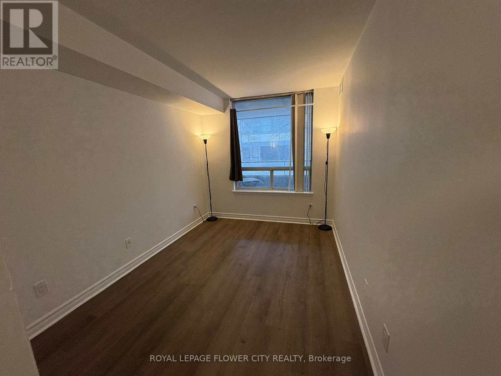 209 - 35 Empress Avenue, Toronto, ON - Indoor Photo Showing Other Room