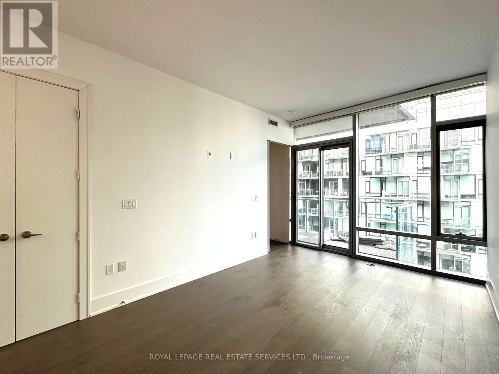818 - 39 Queens Quay E, Toronto, ON - Indoor Photo Showing Other Room