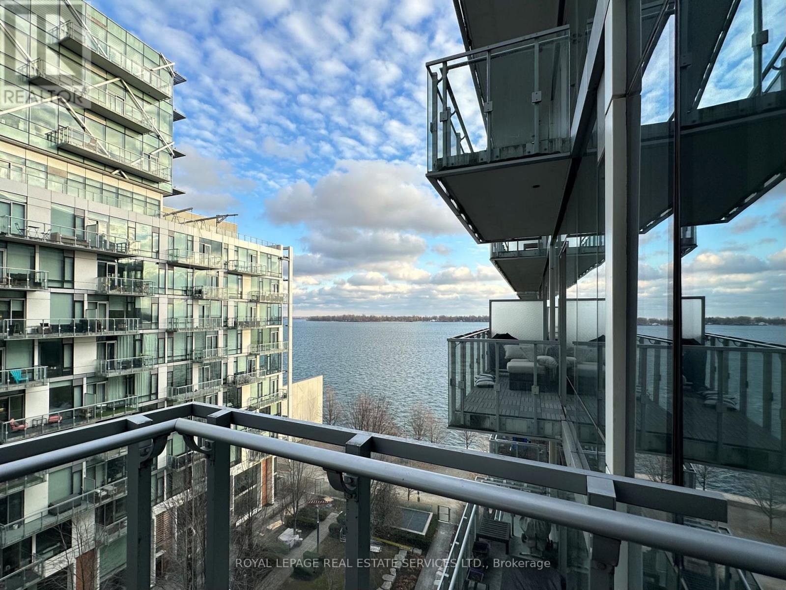 818 - 39 Queens Quay E, Toronto, ON - Outdoor With Body Of Water With Balcony With Exterior