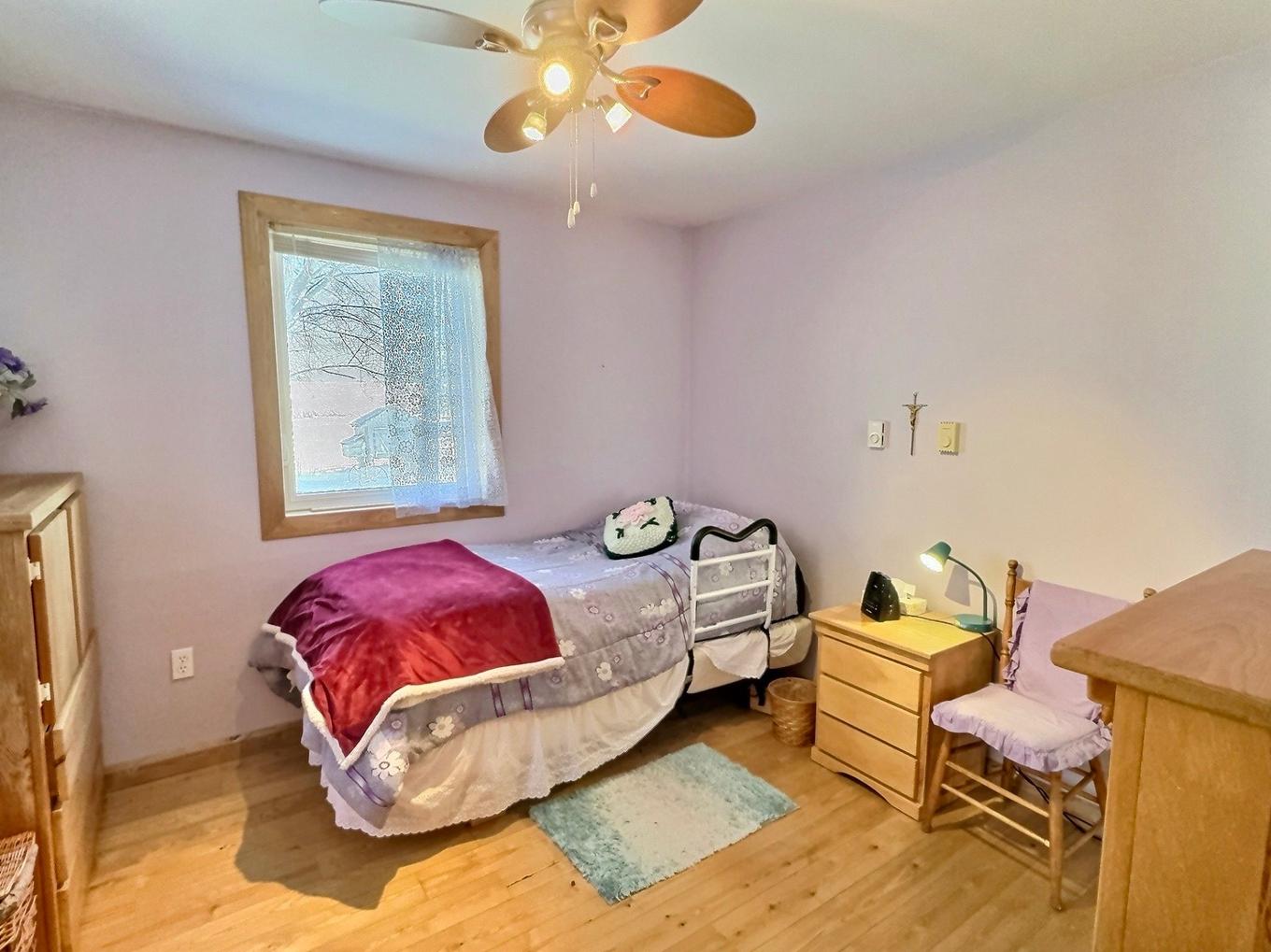 Chambre à coucher - 420 Route 101 S., Notre-Dame-Du-Nord, QC - Indoor Photo Showing Bedroom