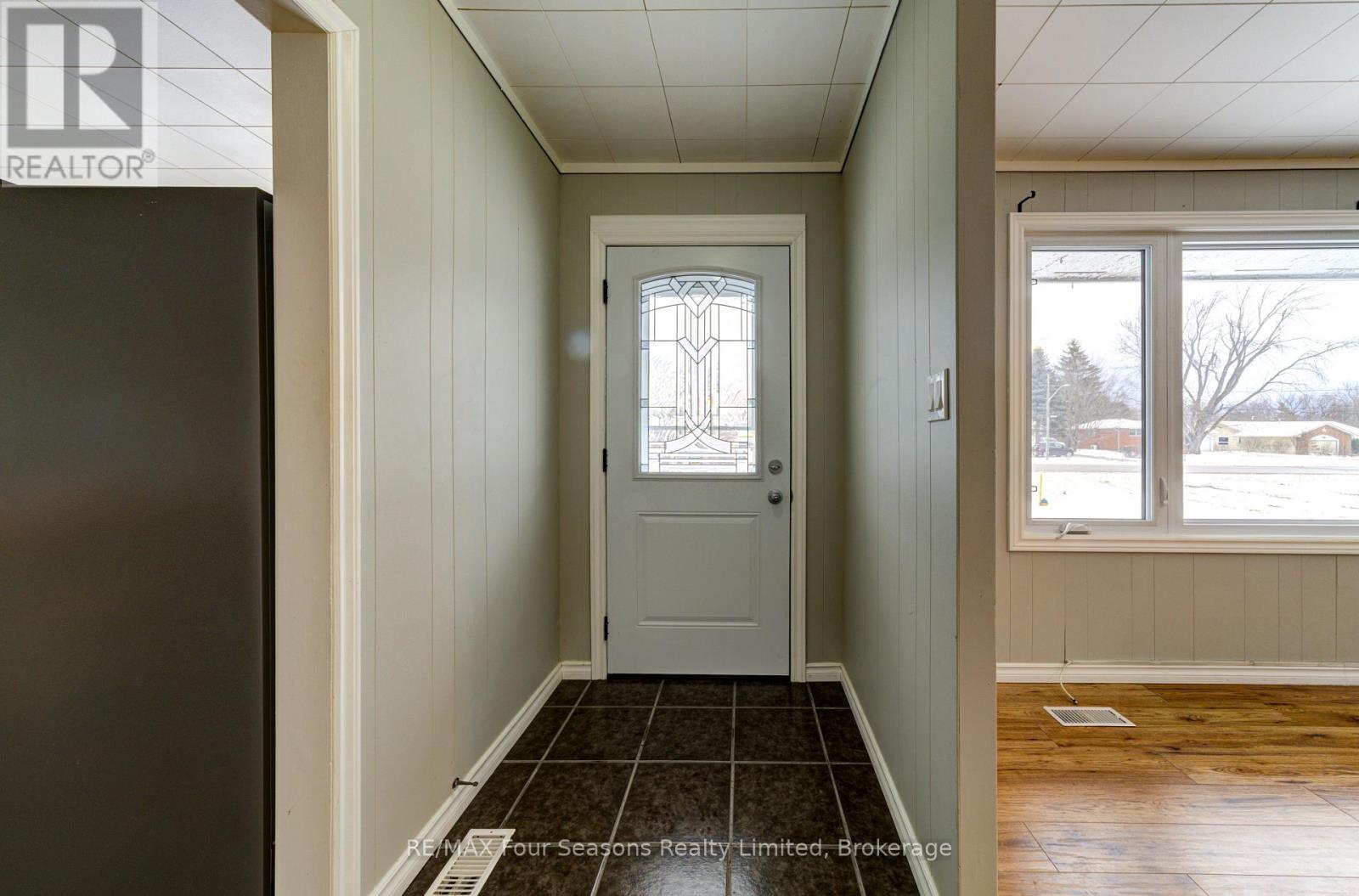 7531 County Road 91, Clearview (Stayner), ON - Indoor Photo Showing Other Room