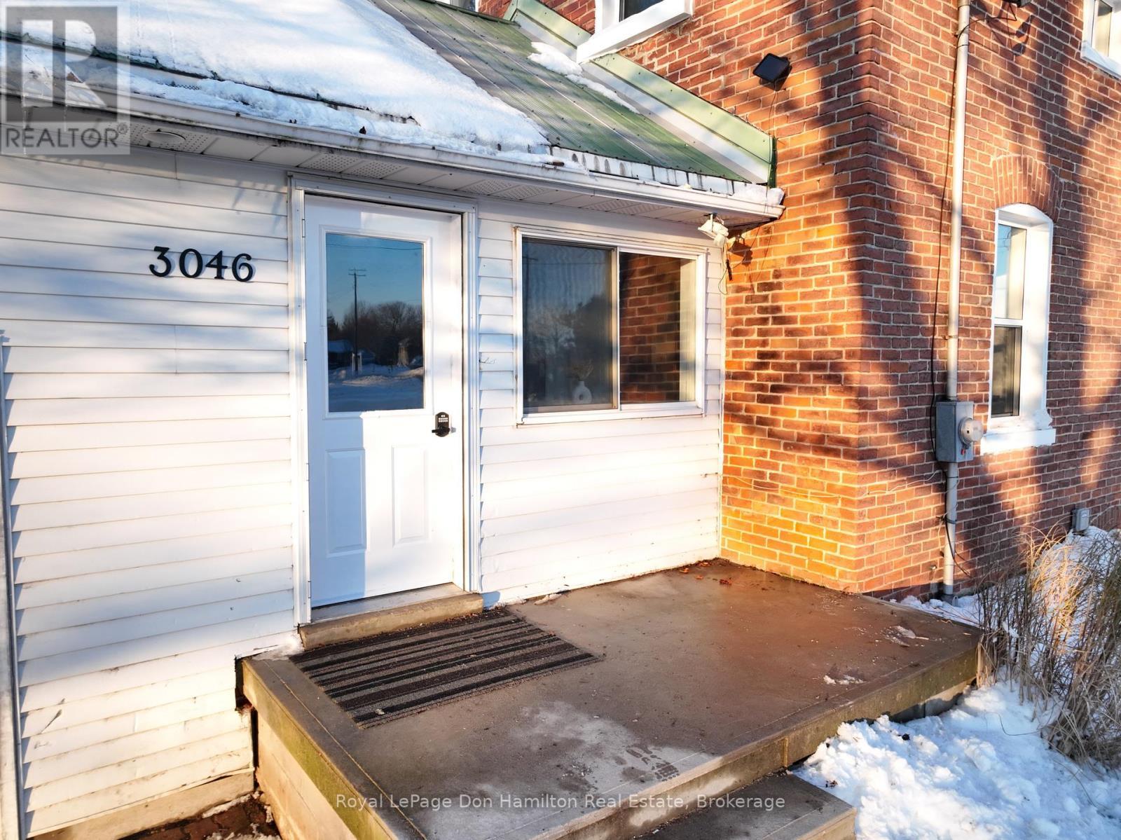 3049 Queen Street, Howick, ON - Outdoor
