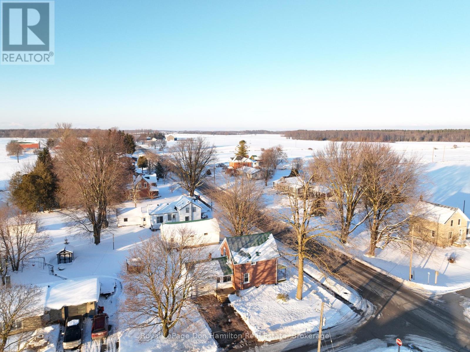 3049 Queen Street, Howick, ON - Outdoor With View