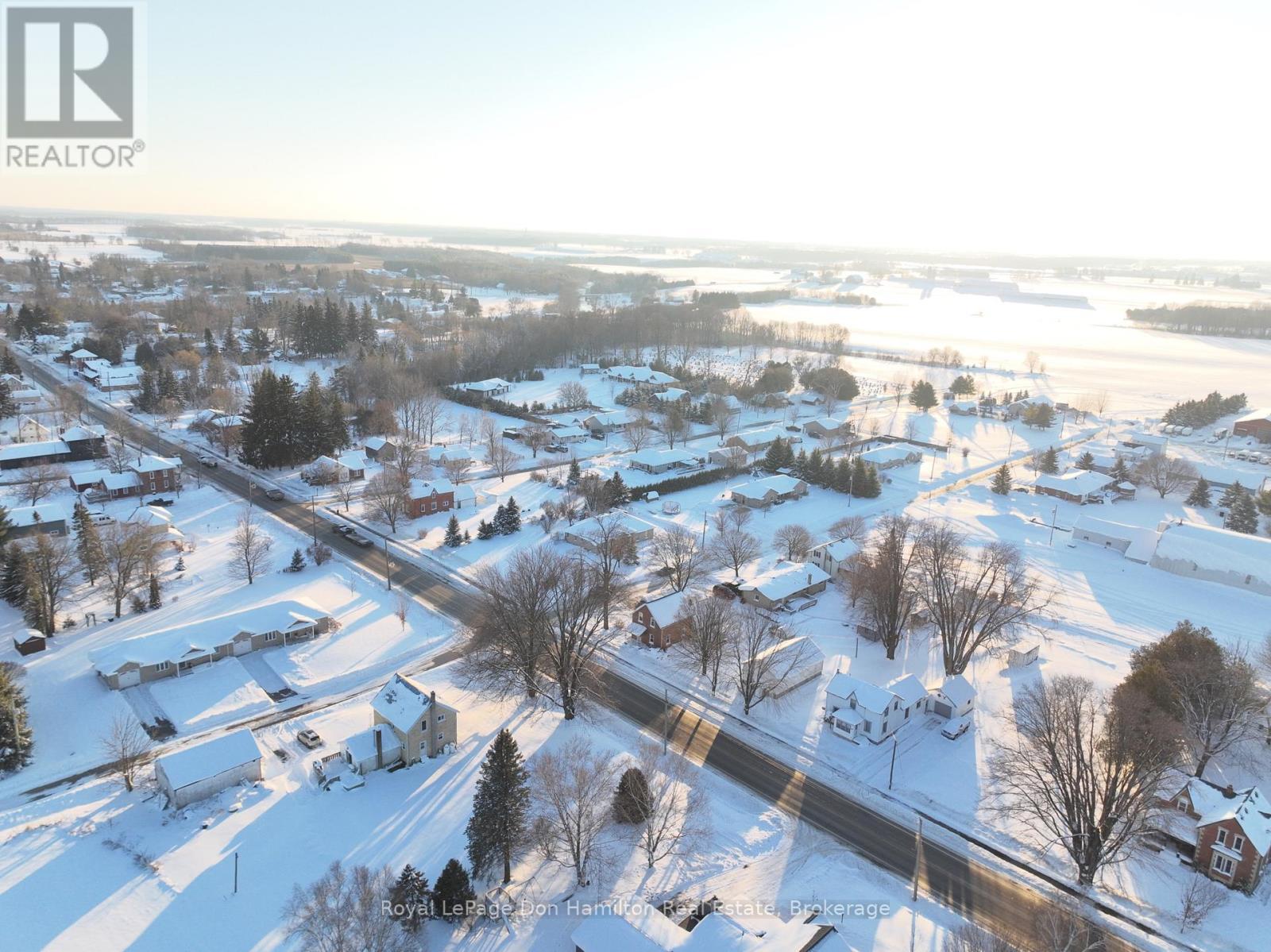 3049 Queen Street, Howick, ON - Outdoor With View