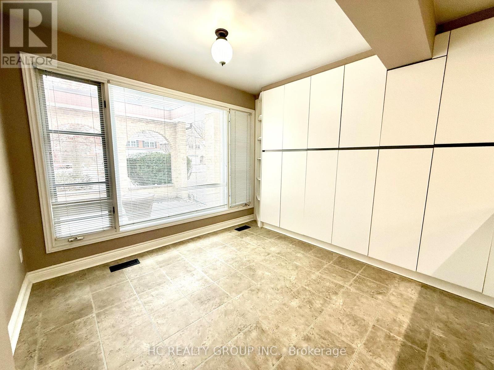 54 Kentland Crescent, Toronto, ON - Indoor Photo Showing Other Room