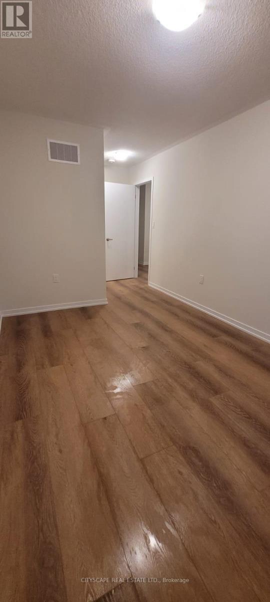 2100 Cayenne Street, Oshawa, ON - Indoor Photo Showing Other Room