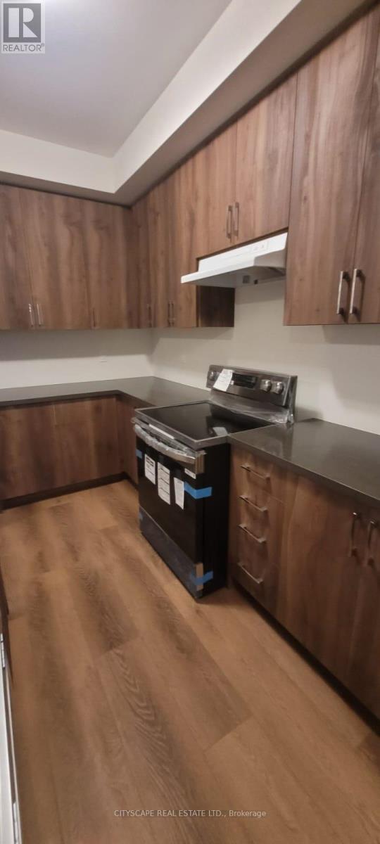 2100 Cayenne Street, Oshawa, ON - Indoor Photo Showing Kitchen