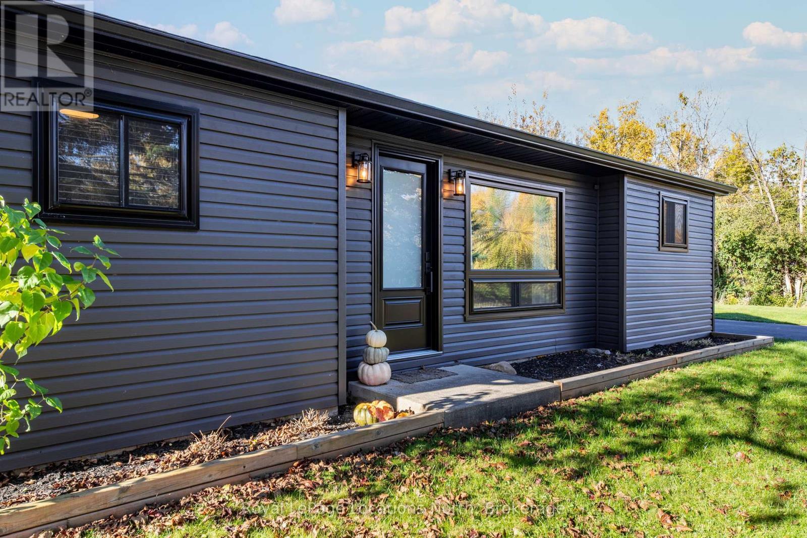 19 Dell Parr Avenue, Collingwood, ON - Outdoor With Exterior