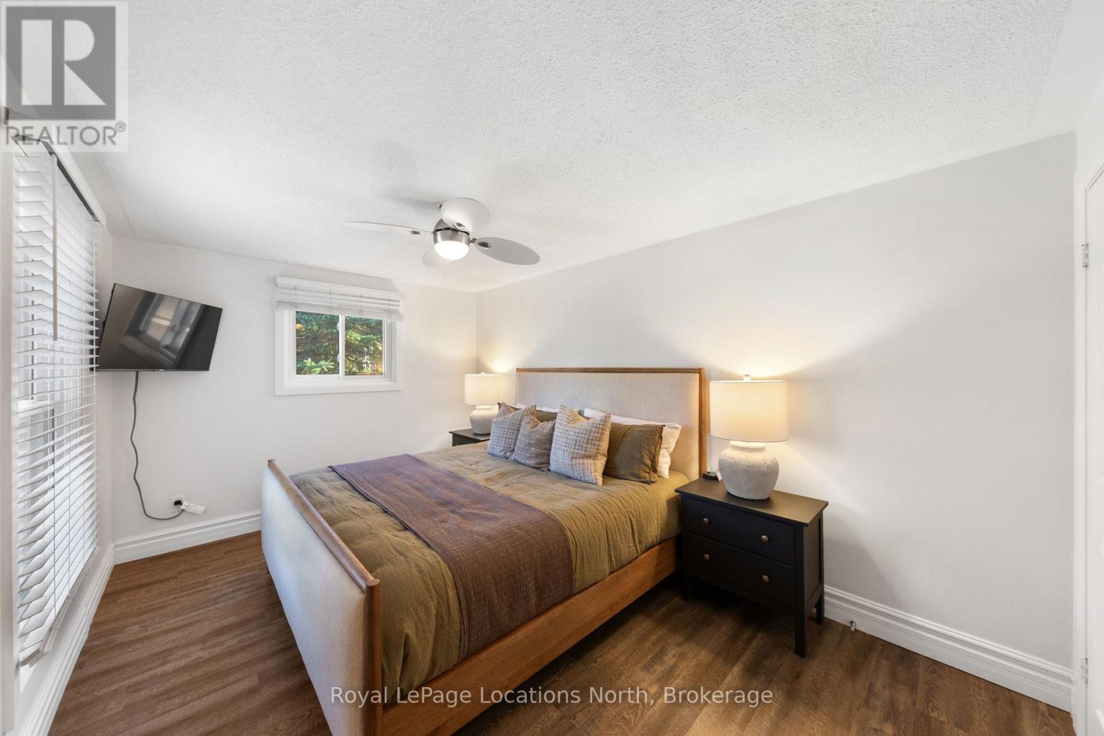 19 Dell Parr Avenue, Collingwood, ON - Indoor Photo Showing Bedroom