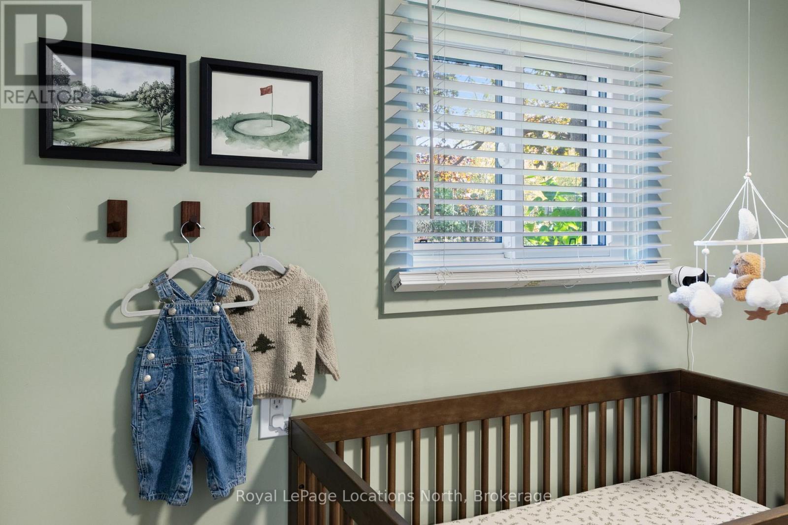 19 Dell Parr Avenue, Collingwood, ON - Indoor Photo Showing Bedroom