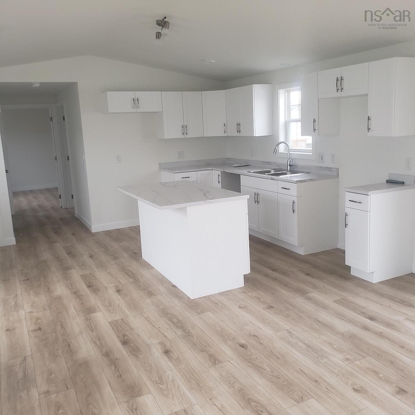 10 Elmwood Drive, Lower South River, NS