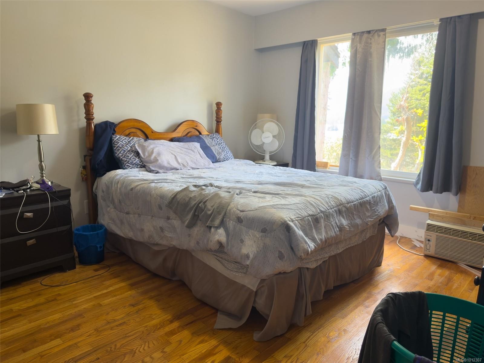 401-1083 Maquinna Ave, Port Alice, BC - Indoor Photo Showing Bedroom