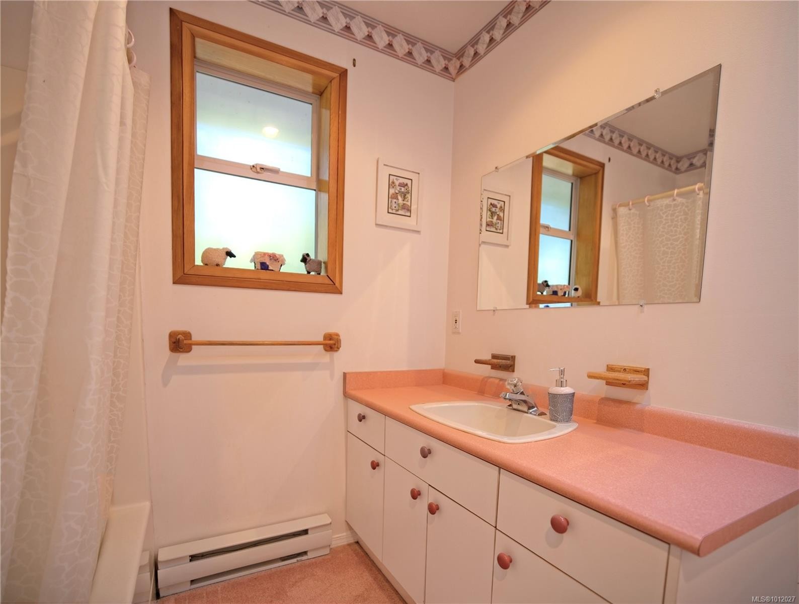 229 Cormorant Cres, Salt Spring, BC