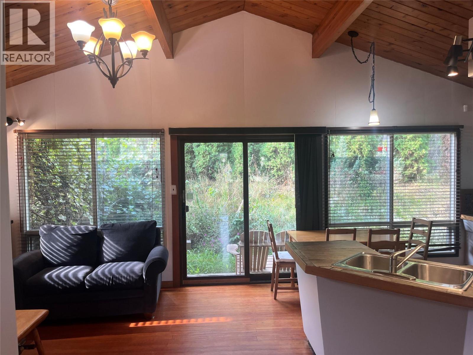328 River Lane, Kaslo, BC - Indoor Photo Showing Kitchen With Double Sink