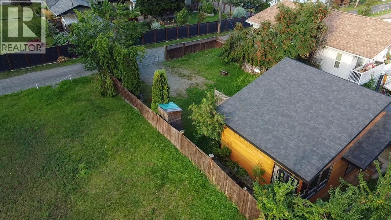 328 River Lane, Kaslo, BC - Outdoor