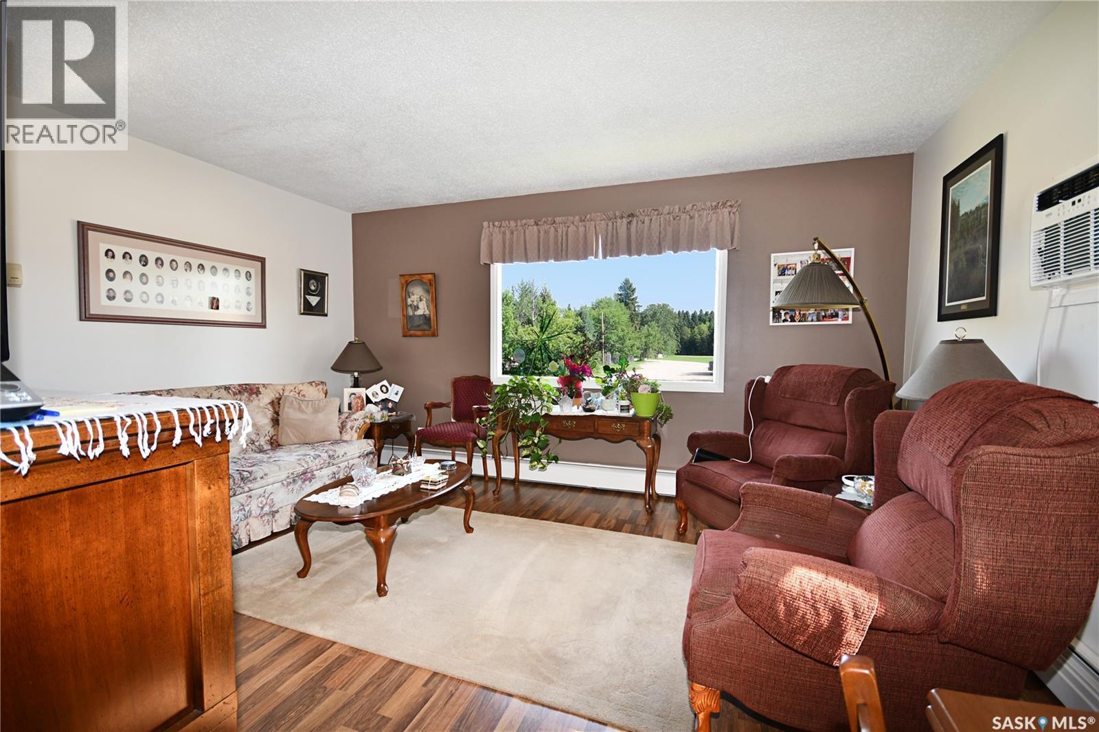 110 7Th Avenue S, Big River, SK - Indoor Photo Showing Living Room