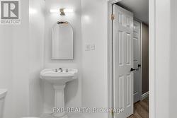 Lower Level 4 pc Bath -